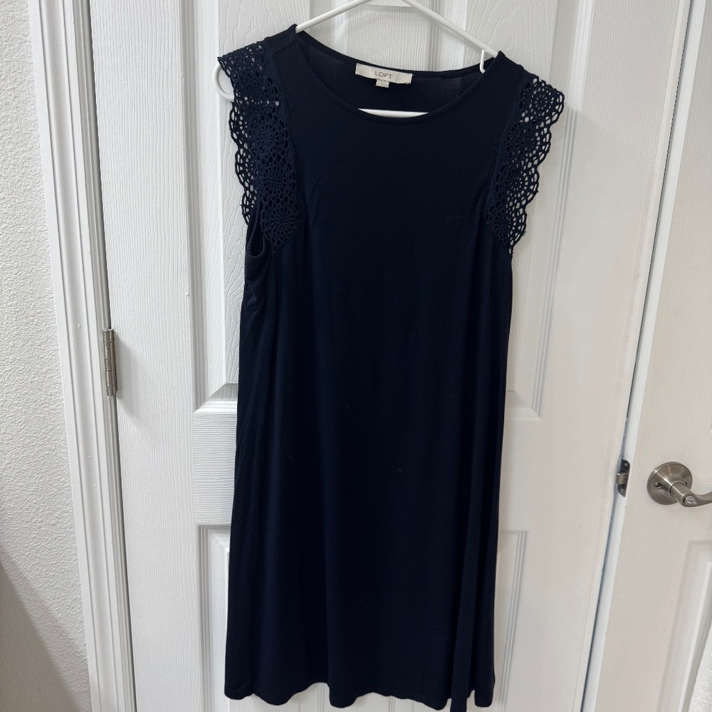 Ann Taylor LOFT Navy Blue Casual Dress – Size Large
